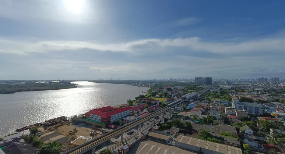 For rent 2 bedrooms condo in Mueang Samut Prakan, Samut Prakan