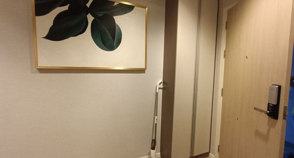 For rent 2 bedrooms condo in Mueang Samut Prakan, Samut Prakan