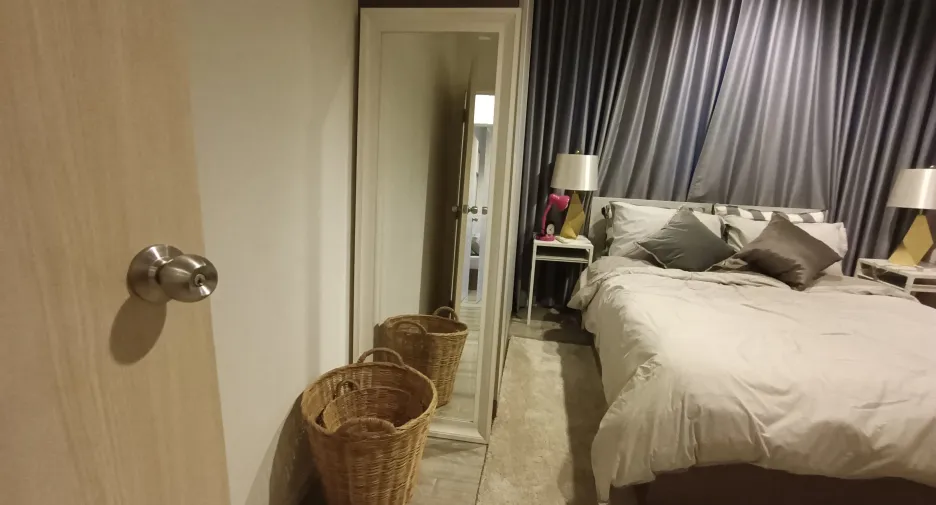 For rent 2 bedrooms condo in Mueang Samut Prakan, Samut Prakan