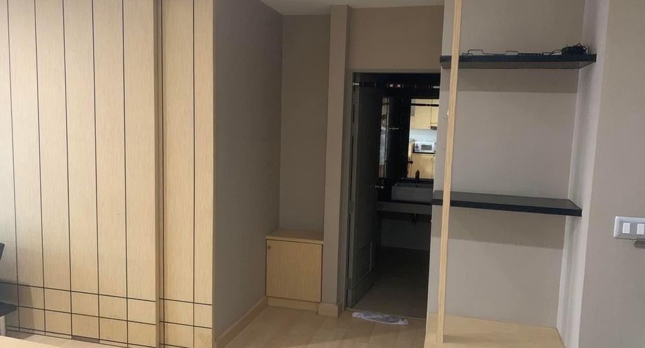 For rent 1 bed condo in Phra Khanong, Bangkok