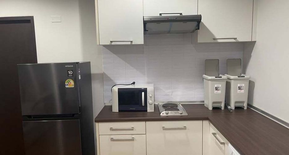 Condo en alquiler de 1 habitaciones en Khlong Toei, Bangkok