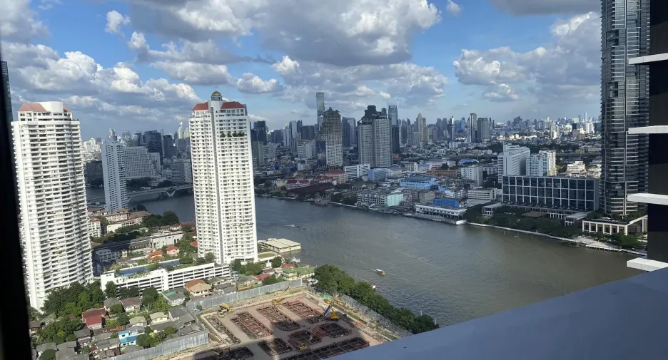 For rent 1 bed condo in Khlong San, Bangkok