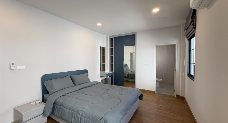 Haus zur Miete mit 4 Zimmer in Bang Phli, Samut Prakan