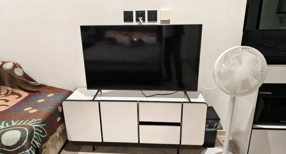For rent studio condo in Khlong San, Bangkok