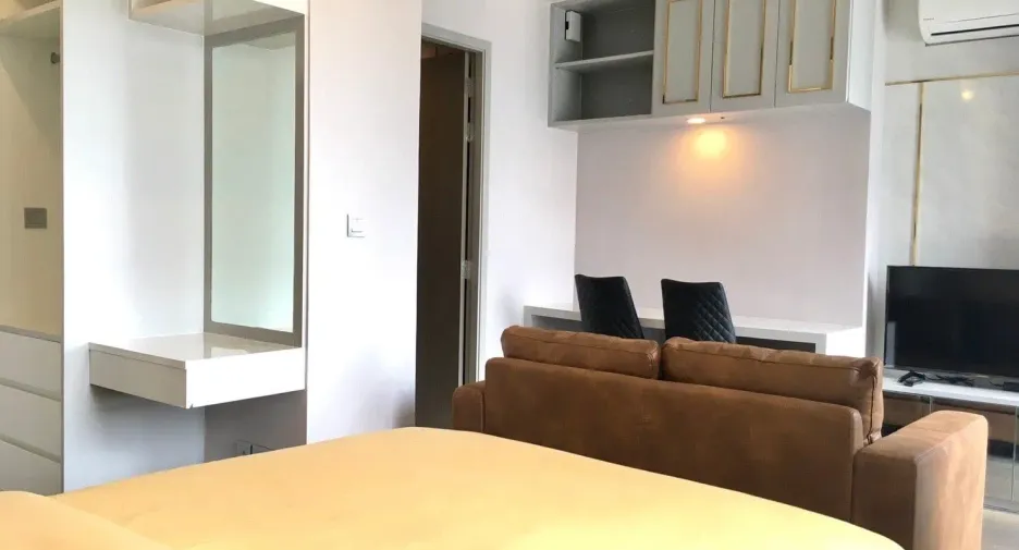 For rent 1 bed condo in Ratchathewi, Bangkok