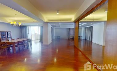 For rent 3 bedrooms condo in Watthana, Bangkok