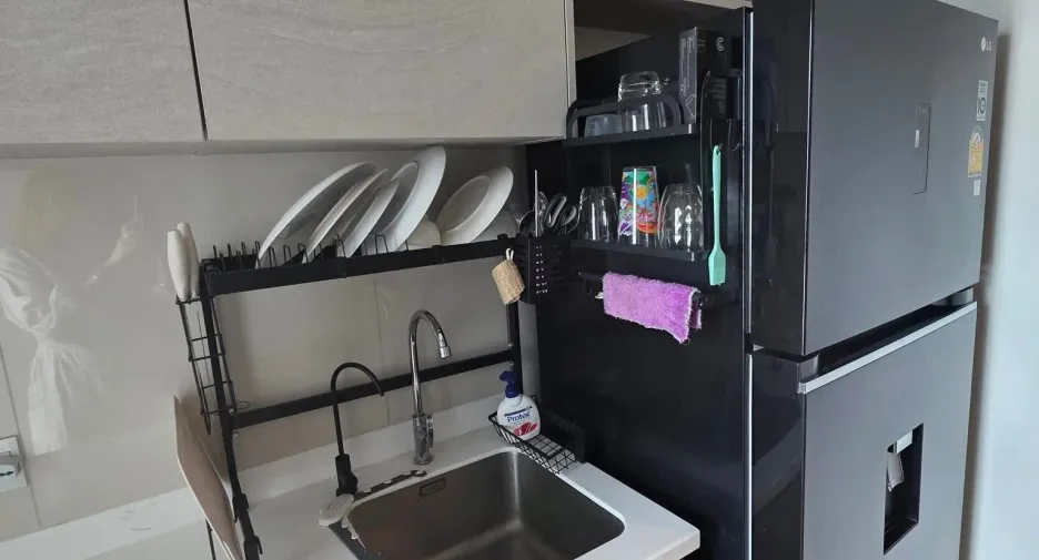 For rent 2 bedrooms condo in Thon Buri, Bangkok