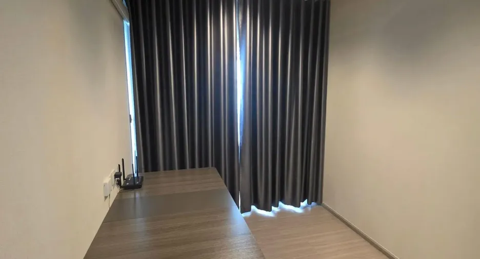 For rent 2 bedrooms condo in Thon Buri, Bangkok
