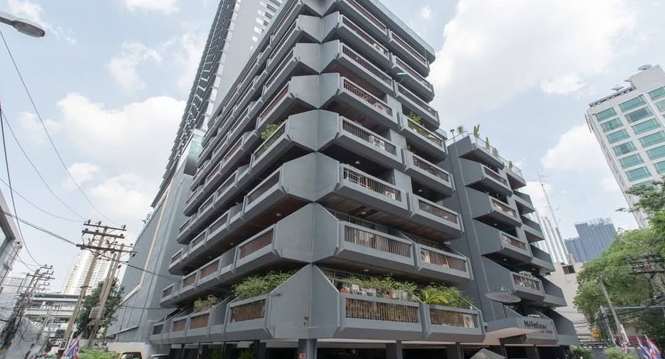 For rent 2 bedrooms apartment in Khlong Toei, Bangkok