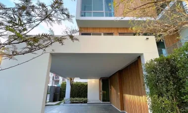 Haus zur Miete mit 3 Zimmer in Saphan Sung, Bangkok