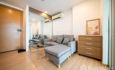 À louer 1 chambre condo à Huai Khwang, Bangkok