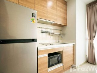 Wohnung zur Miete mit 1 Zimmer in Huai Khwang, Bangkok