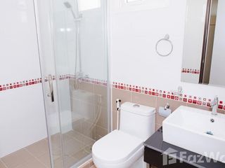 Reihenhaus zur Miete mit 3 Zimmer in Lat Krabang, Bangkok