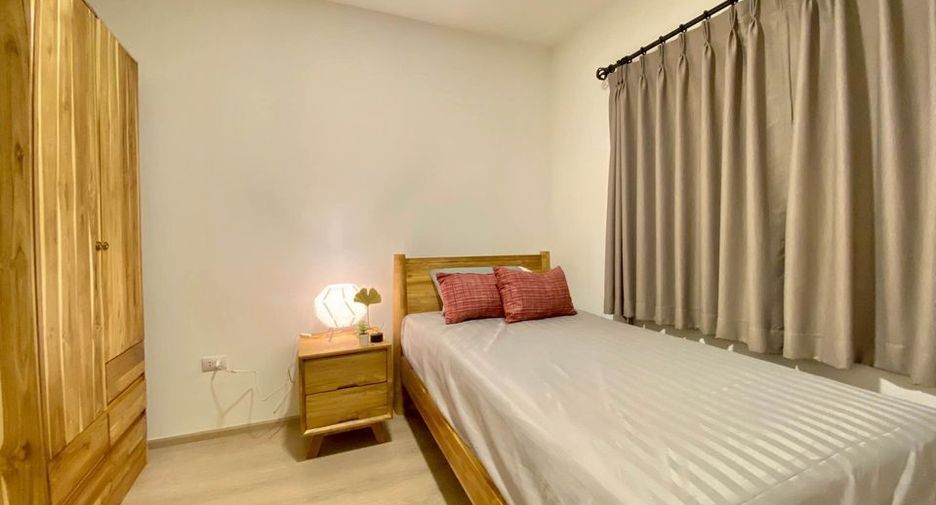 For rent 3 bedrooms townhouse in Bang Phli, Samut Prakan
