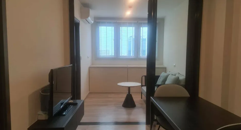 Condo en alquiler de 1 habitaciones en Huai Khwang, Bangkok