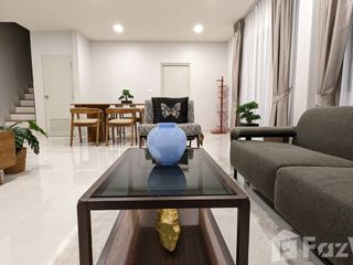 Haus zur Miete mit 4 Zimmer in Bang Phli, Samut Prakan