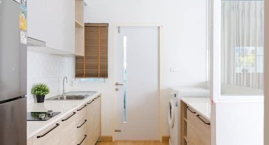 For rent 3 bedrooms townhouse in Prawet, Bangkok