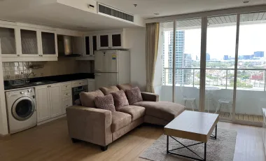 For rent 2 bedrooms condo in Pathum Wan, Bangkok
