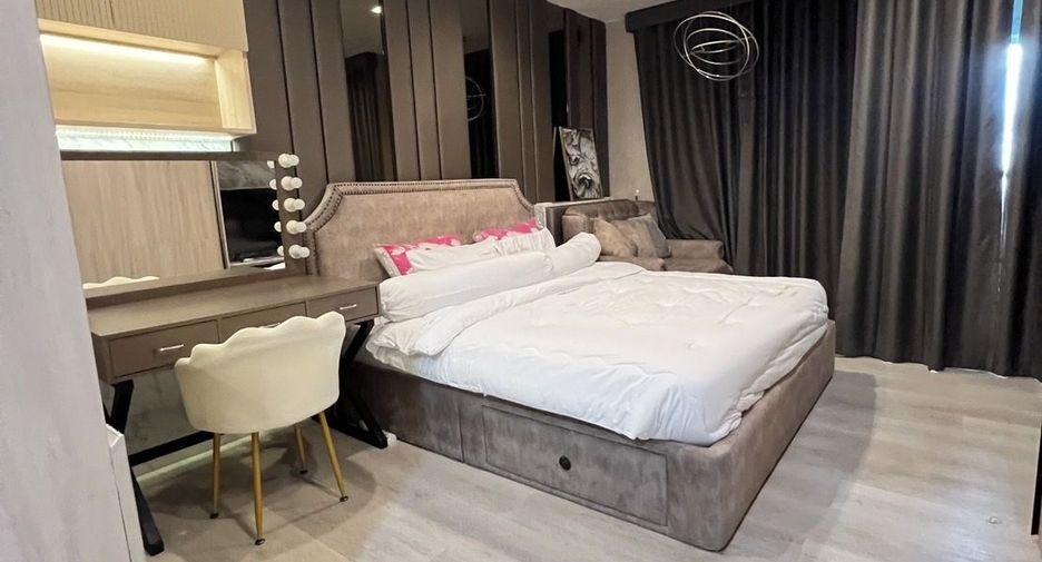 For rent studio condo in Pathum Wan, Bangkok