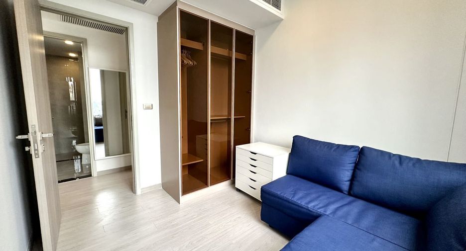 Condo en alquiler de 2 habitaciones en Huai Khwang, Bangkok