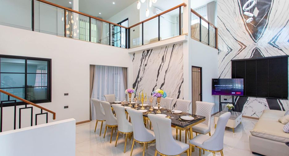 Casa en alquiler de 5 habitaciones en Chatuchak, Bangkok