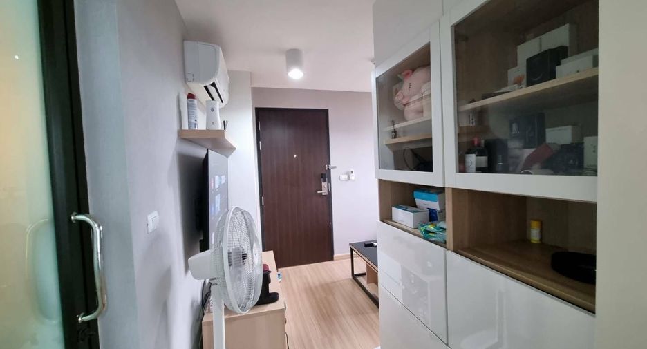 For rent 1 bed condo in Phra Khanong, Bangkok