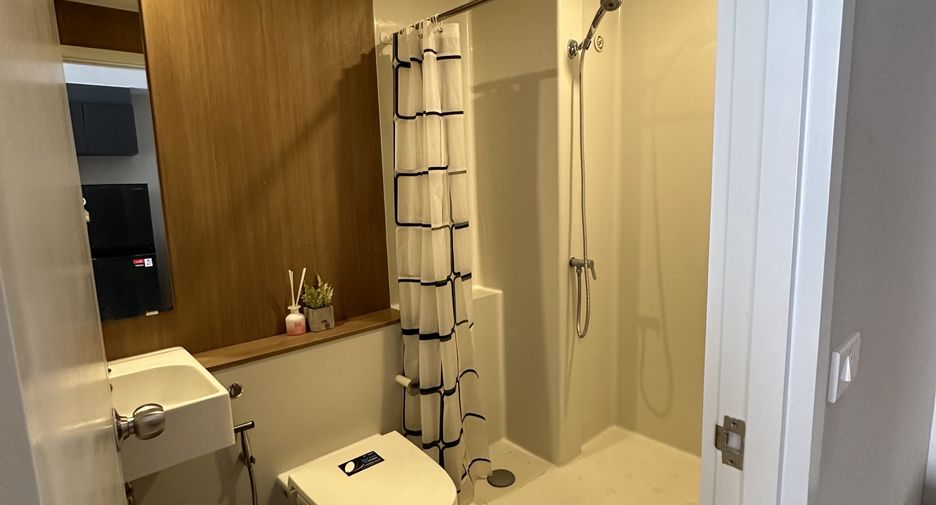 For rent 2 ベッドルーム condo in Sathon, Bangkok
