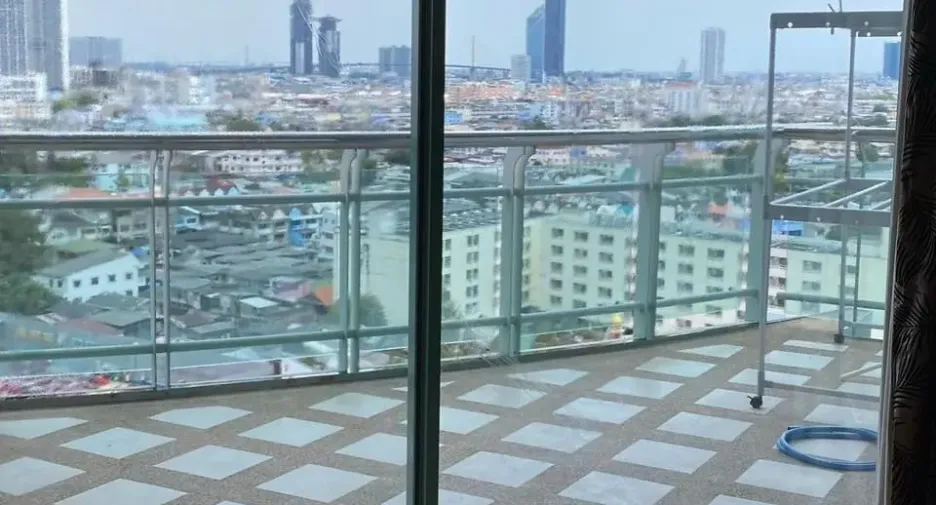 For rent 2 bedrooms condo in Bang Kho Laem, Bangkok