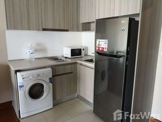 Wohnung zur Miete mit 1 Zimmer in Huai Khwang, Bangkok