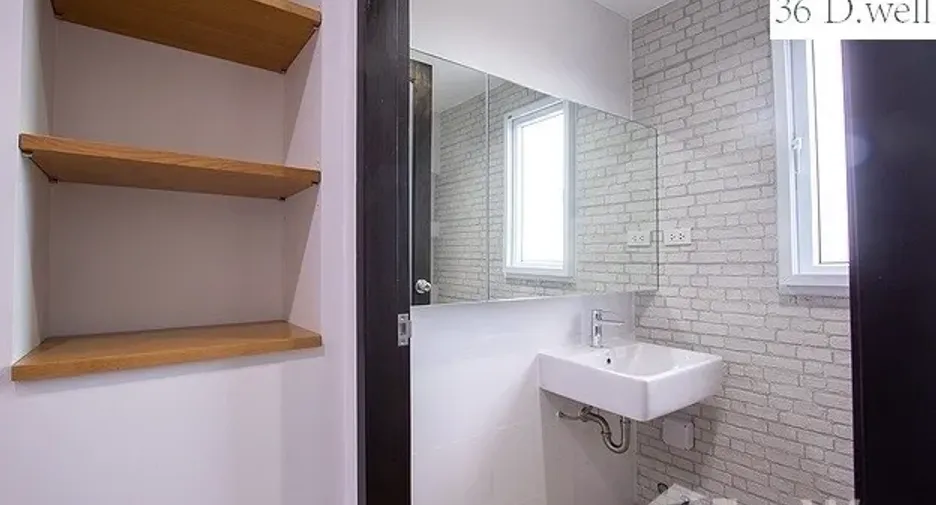 For rent 3 bedrooms apartment in Bang Na, Bangkok