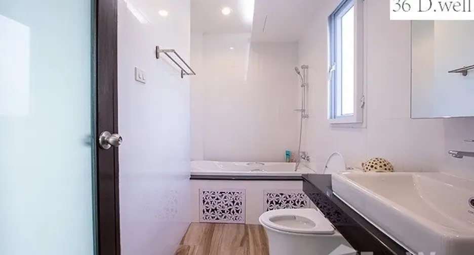 For rent 3 bedrooms apartment in Bang Na, Bangkok