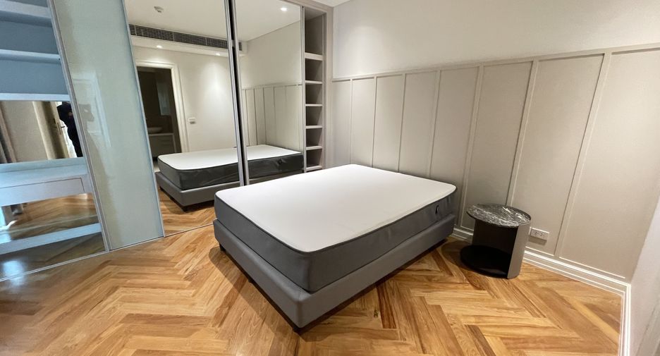 Condo en alquiler de 4 habitaciones en Pathum Wan, Bangkok