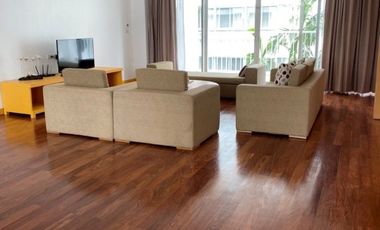 For rent 4 bedrooms condo in Watthana, Bangkok