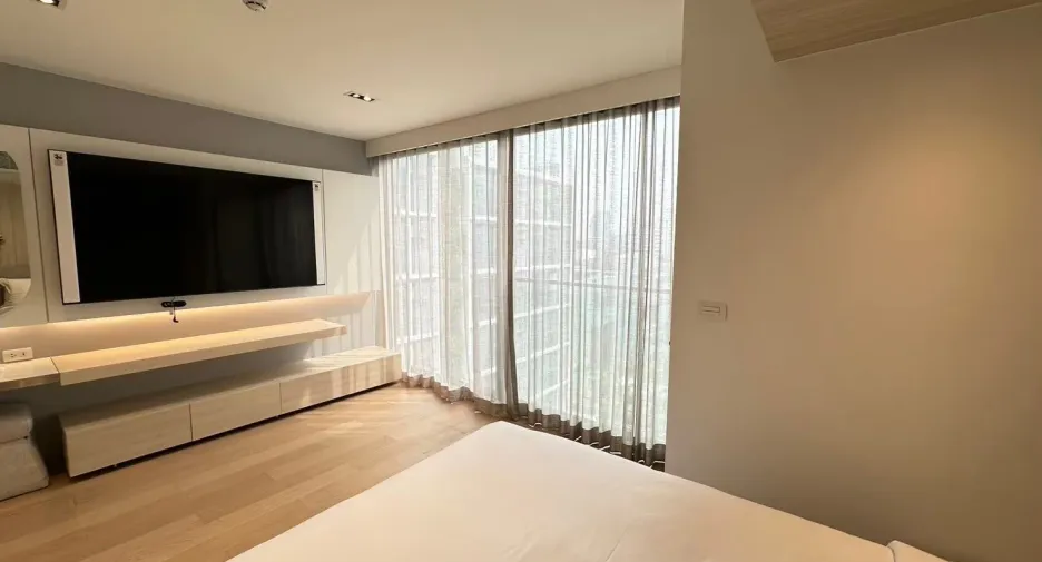 For rent 1 bed condo in Watthana, Bangkok