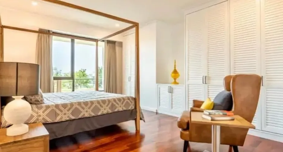 For rent 1 bed condo in Khlong San, Bangkok