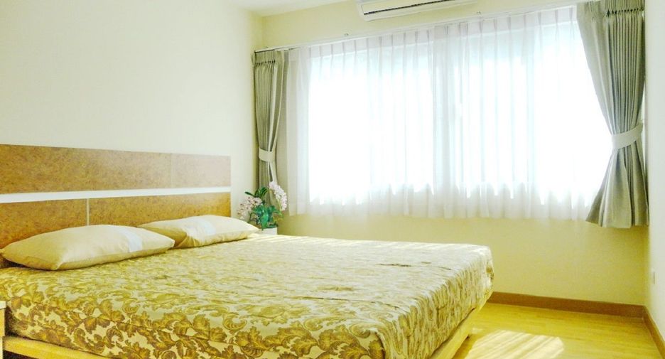 For rent 2 bedrooms apartment in Khlong Toei, Bangkok