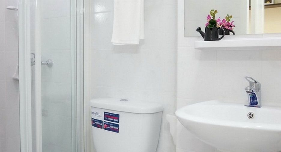 For rent 2 bedrooms apartment in Khlong Toei, Bangkok