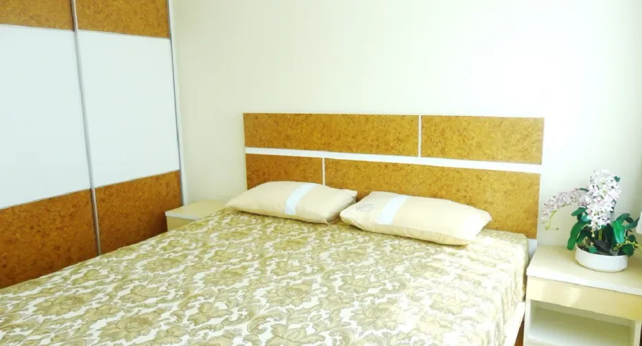 For rent 2 bedrooms apartment in Khlong Toei, Bangkok