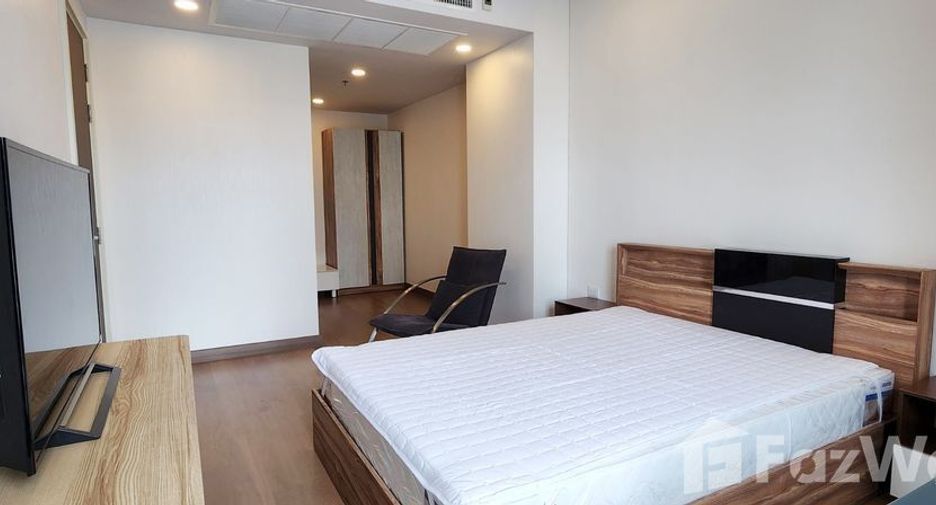 For rent 2 bedrooms condo in Khlong San, Bangkok