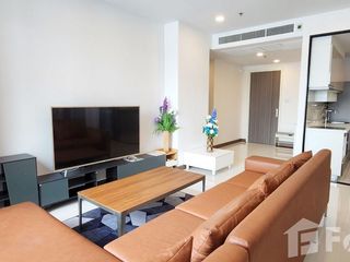 For rent 2 bedrooms condo in Khlong San, Bangkok