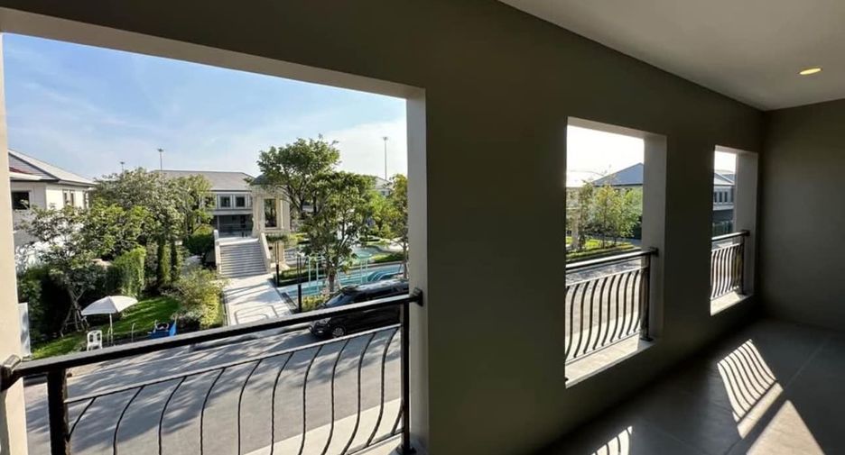 For rent 5 bedrooms house in Lat Krabang, Bangkok