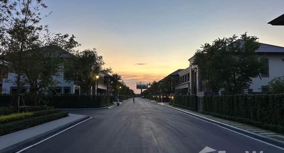 For rent 5 bedrooms house in Lat Krabang, Bangkok