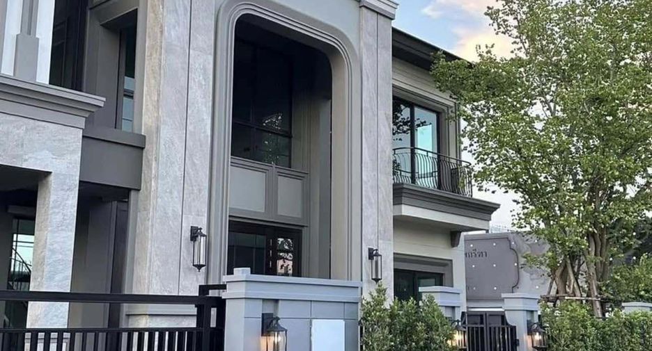 For rent 5 bedrooms house in Lat Krabang, Bangkok