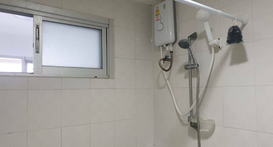 For rent 1 bed condo in Yan Nawa, Bangkok