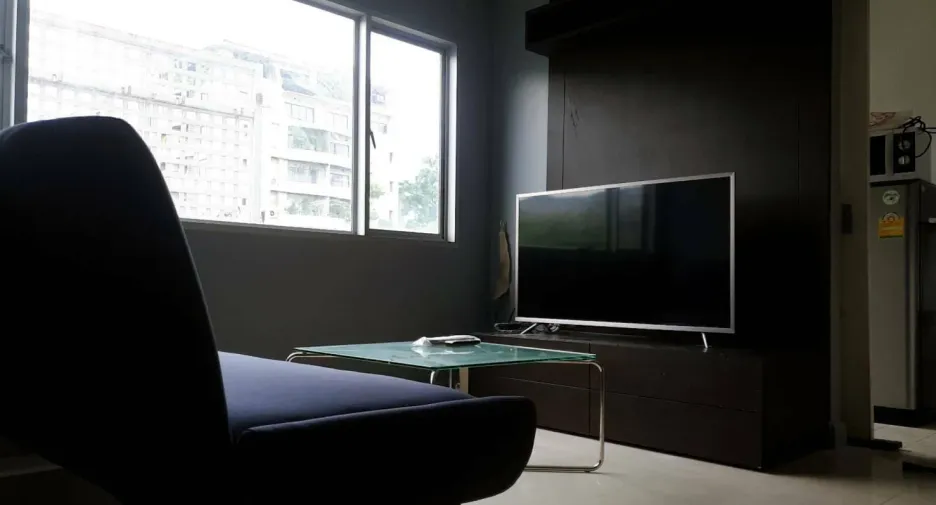For rent 1 bed condo in Yan Nawa, Bangkok