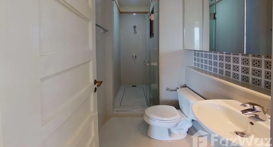 Wohnung zur Miete mit 3 Zimmer in Khlong Toei, Bangkok