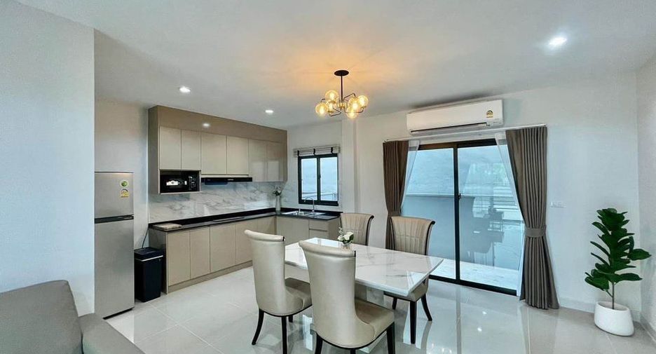 For rent 3 bedrooms townhouse in Bang Phli, Samut Prakan