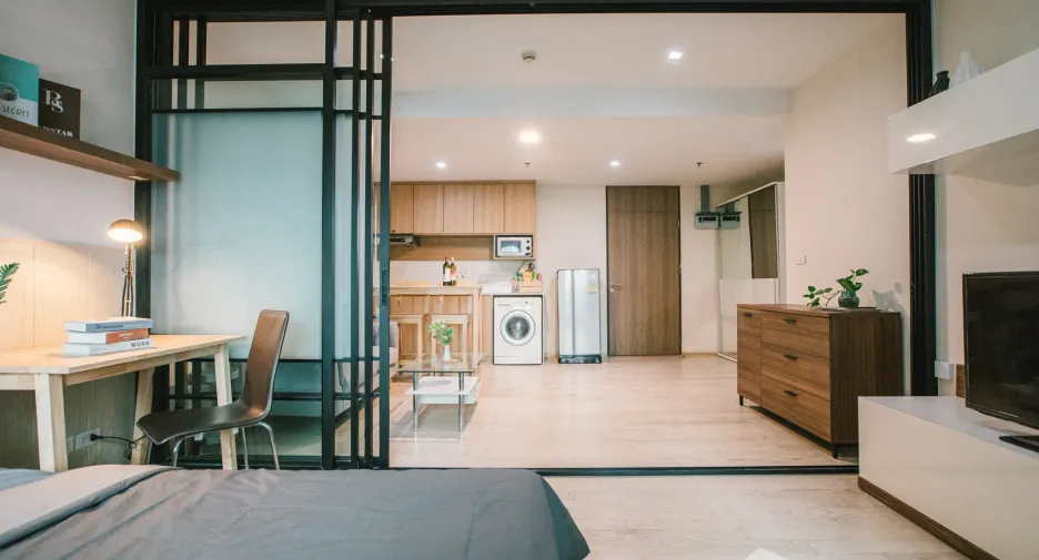 For rent 1 bed condo in Khlong Toei, Bangkok