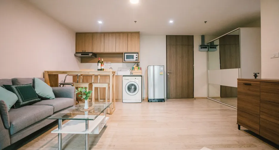 For rent 1 bed condo in Khlong Toei, Bangkok