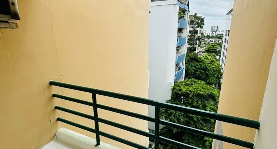 For rent 2 ベッドルーム condo in Khlong Toei, Bangkok